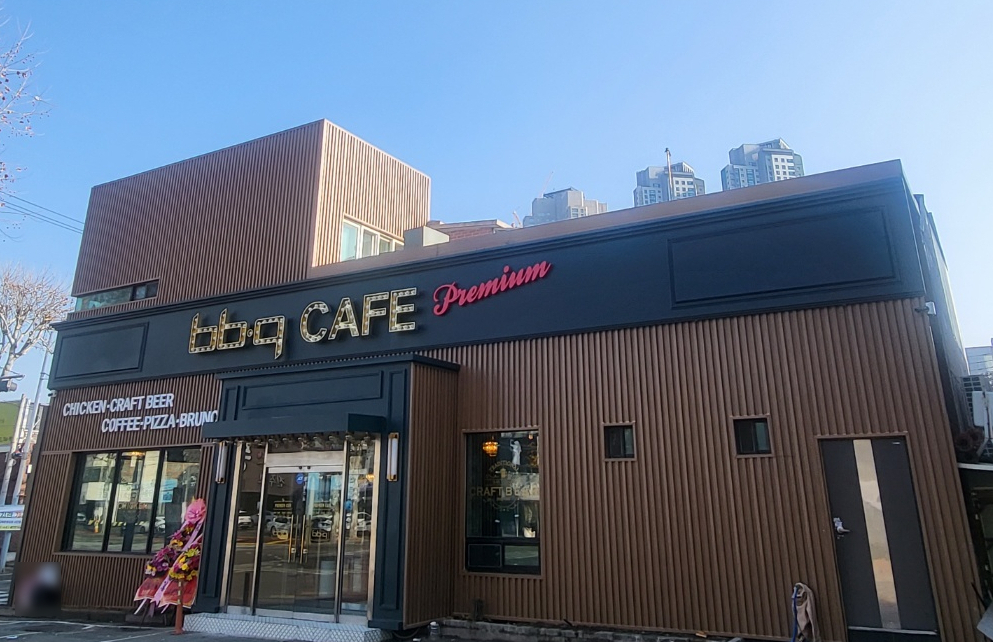 루버핏강판 외벽 리모델링 후 사진